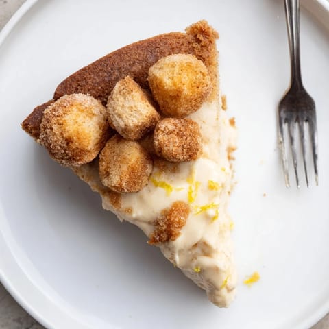 Eggnog Tarta de Santiago Croutons