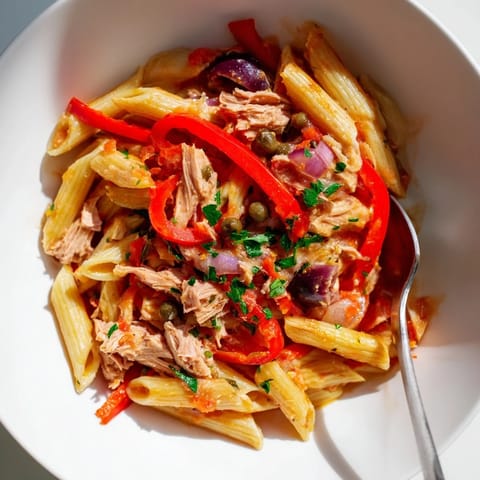 Pasta pimiento rojo y atún