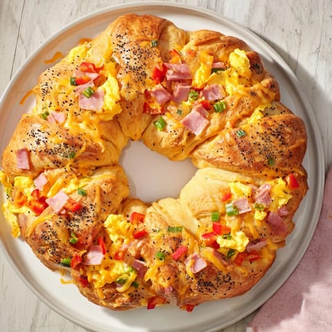 Huevo y jamón en corona