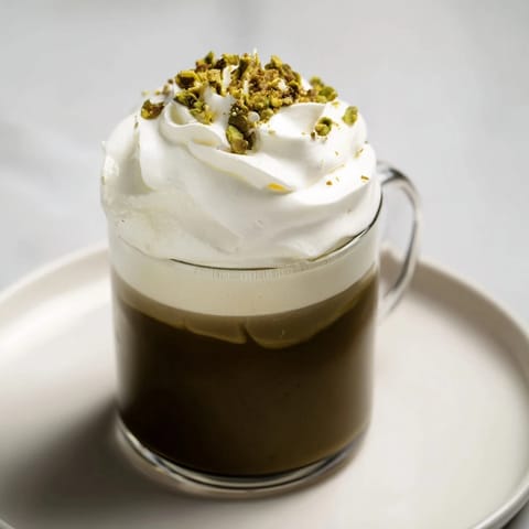 Pistachio Latte Cloud crema